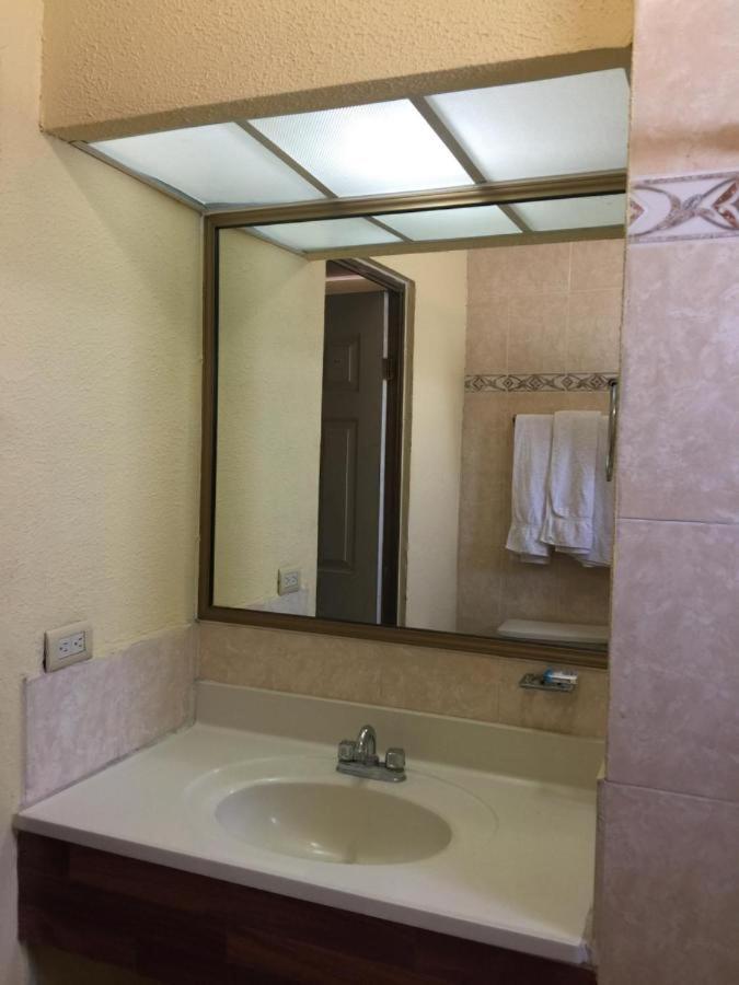 El Ejecutivo Aparthotel Ciudad Obregon Ngoại thất bức ảnh